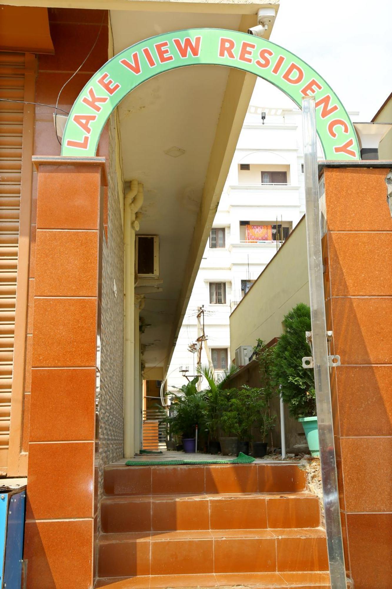Lakeview Residency Tada Buitenkant foto